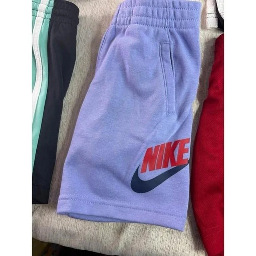 Nike six pairs